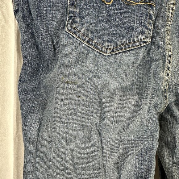 St. Johns Bay Stretch Bootcut Jeans Womens Size 16 Blue Denim Cotton Blend - Picture 2 of 8